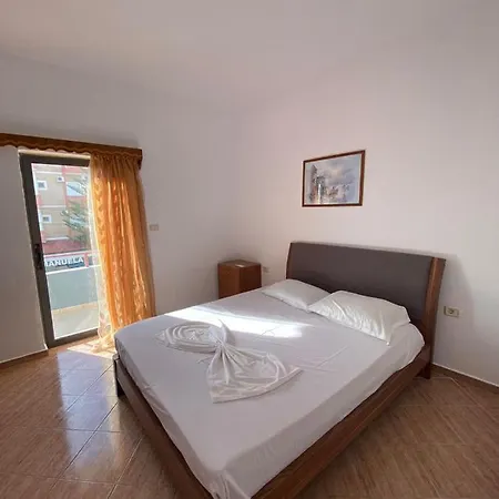 住宿加早餐酒店 B&B Ksamil 卡萨米尔